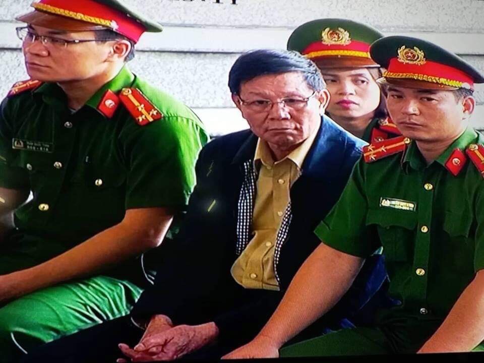 Xét xử vụ án đánh bạc nghìn tỉ: Nguyễn Thanh Hóa bị đề nghị từ 7 năm 6 tháng đến 8 năm tù - ảnh 2