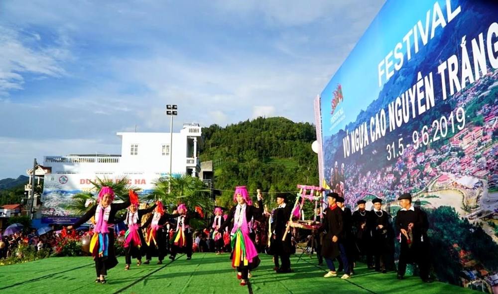 Festival Cao nguyên trắng Bắc Hà 2019: Tưởng “vỡ trận” mà lại rất thú vị - ảnh 3