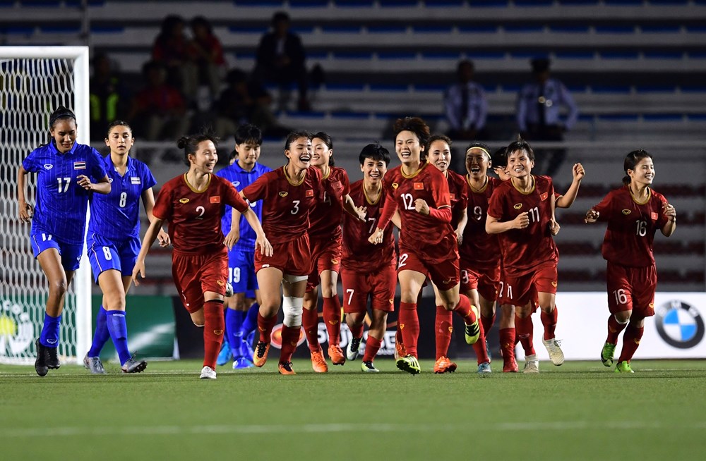 Đội tuyển nữ Việt Nam vươn lên hạng 32 thế giới - ảnh 1