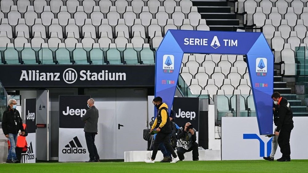 Serie A “dậy sóng” vì Covid-19 - ảnh 1