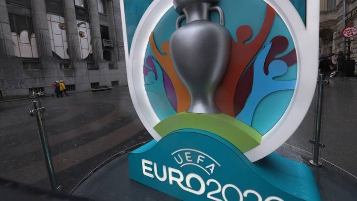 EURO 2020 vẫn giữ nguyên tên gọi dù tổ chức vào năm 2021 - ảnh 1