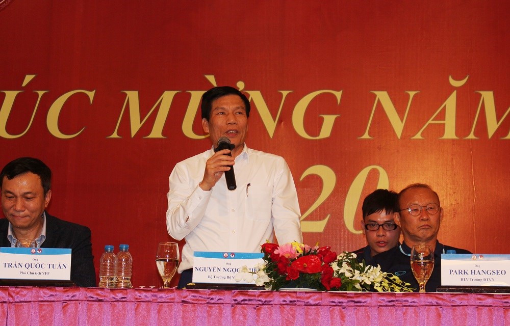 Bộ trưởng Nguyễn Ngọc Thiện: Các cầu thủ hãy tiếp tục phát huy tinh thần Việt Nam - ảnh 2