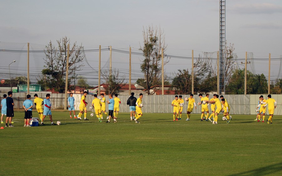 U23 Việt Nam tích cực chuẩn bị cho trận gặp U23 UAE - ảnh 1