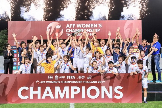 ĐT nữ Việt Nam vô địch AFF Cup 2019 - ảnh 1