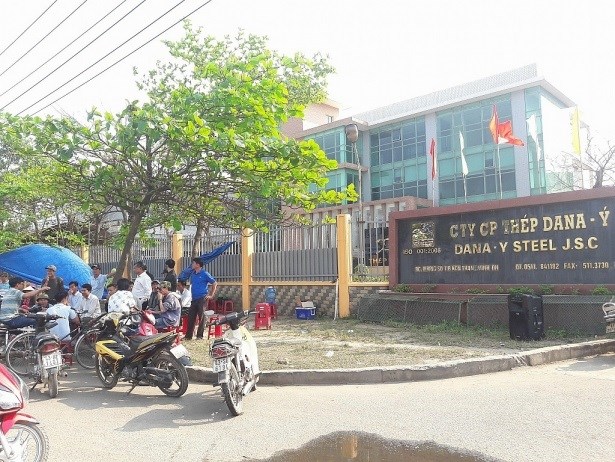 Văn phòng Chính phủ yêu cầu lãnh đạo TP Đà Nẵng giải quyết vụ việc 2 nhà máy thép - ảnh 1