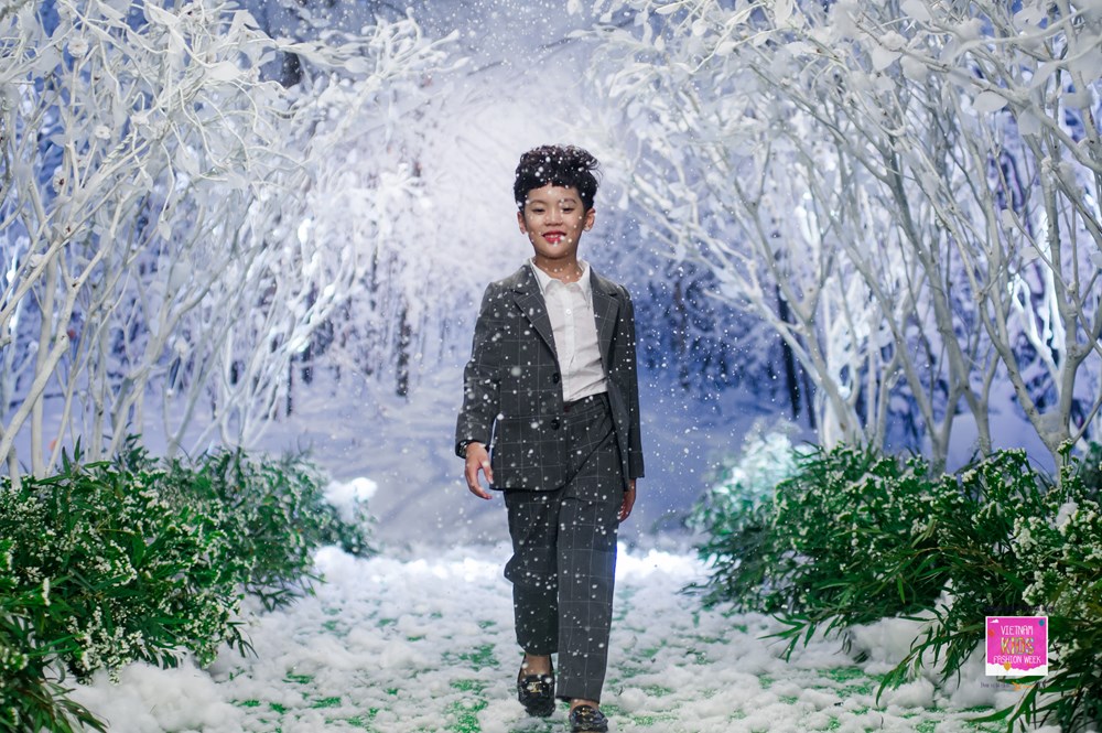 Tuần lễ thời trang trẻ em Việt Nam trên khu vườn tuyết trắng - ảnh 2
