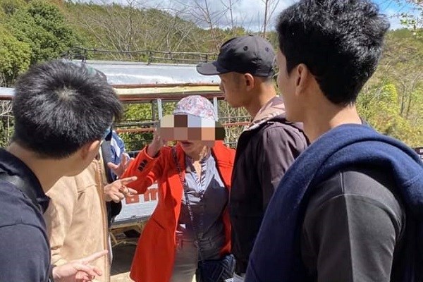 Lâm Đồng: Yêu cầu làm rõ vụ du khách nước ngoài bị hành hung trong khu du lịch - ảnh 3