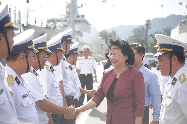 Phó Chủ tịch nước Đặng Thị Ngọc Thịnh thăm và làm việc tại Vùng 4 Hải quân - ảnh 1