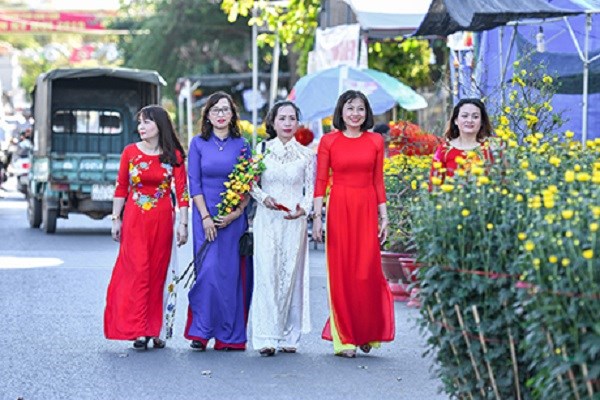 Kon Tum: Cuốn hút Hội chợ hoa Xuân Kỷ Hợi 2019 - ảnh 1