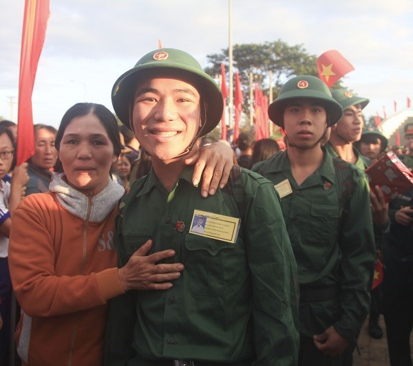 Ninh Thuận: 1.000 thanh niên nô nức Ngày hội tòng quân - ảnh 3