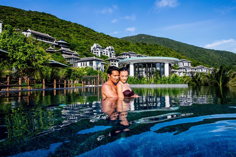 InterContinental Danang Sun Peninsula Resort được vinh danh có “Khu nghỉ dưỡng biển hàng đầu thế giới” - ảnh 3