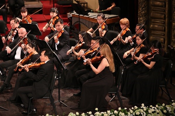 Sun Symphony Orchestra đưa âm nhạc truyền thống Việt Nam lên sân khấu giao hưởng - ảnh 2