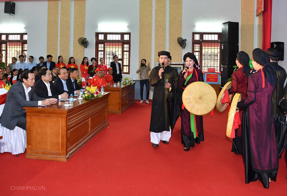 Thủ tướng dự Ngày hội Đại đoàn kết toàn dân tộc tại Bắc Giang - ảnh 2