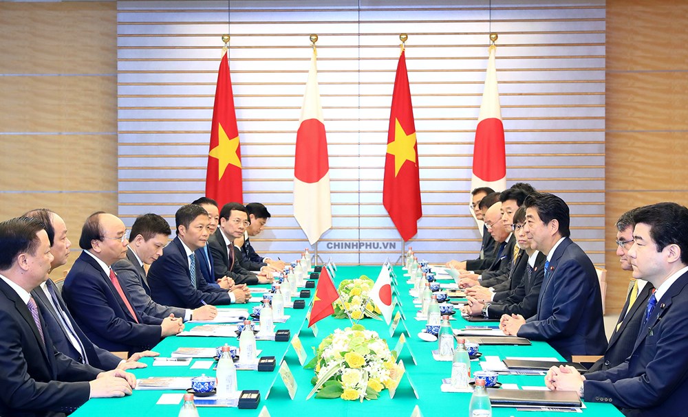 Thủ tướng Nguyễn Xuân Phúc hội đàm với Thủ tướng Nhật Bản - ảnh 1