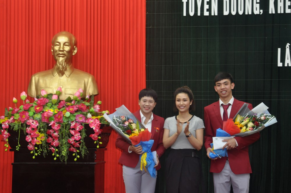 Quảng Bình: Khen thưởng VĐV giành huy chương tại SEA Games 30 - ảnh 2