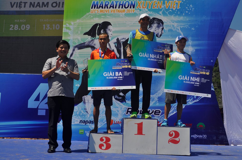 Giải “Revive Marathon xuyên Việt 2019” lần đầu tiên diễn ra ở Phong Nha – Kẻ Bàng - ảnh 4