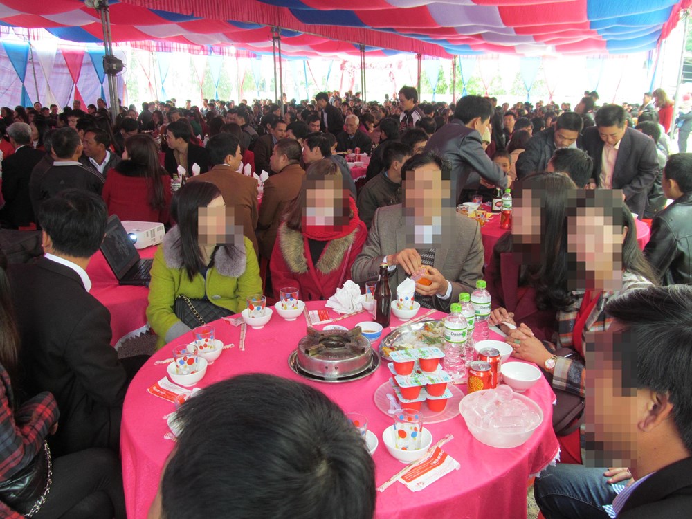 Quảng Bình: Hạn chế tập trung đông người trong tiệc cưới để phòng, chống dịch Covid-19 - ảnh 1