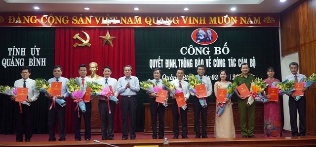 Thường trực Tỉnh ủy Quảng Bình điều động, bổ nhiệm 25 cán bộ chủ chốt - ảnh 1