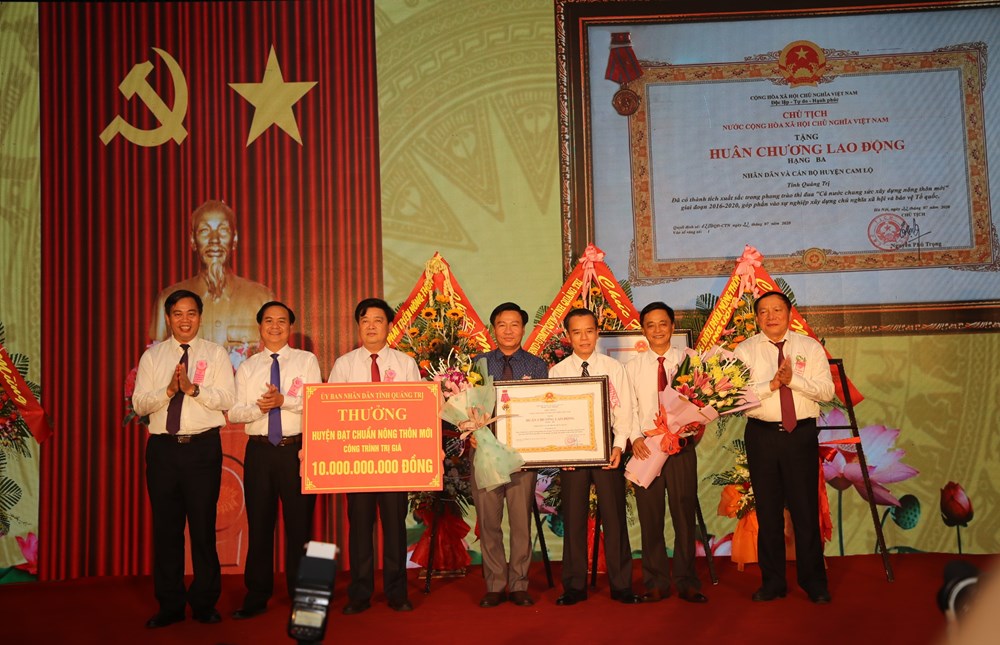 Cam Lộ - huyện đạt chuẩn nông thôn mới đầu tiên ở Quảng Trị - ảnh 2