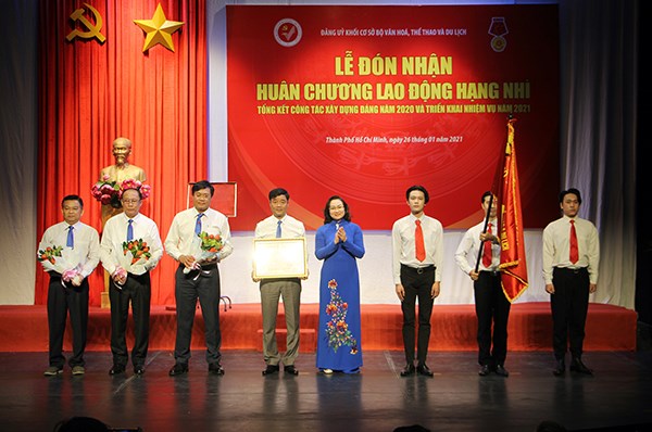 Đảng ủy khối cơ sở Bộ VHTTDL đón nhận  Huân chương Lao động hạng Nhì - ảnh 2