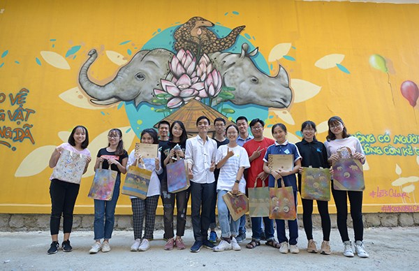 “Chuyến xe nghệ thuật hoang dã” đến 8 thành phố của Việt Nam - ảnh 1