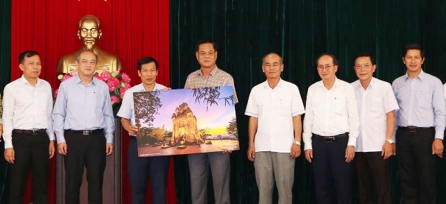 Bộ trưởng Nguyễn Ngọc Thiện: Phú Yên cần quan tâm việc xây dựng thương hiệu du lịch - ảnh 1