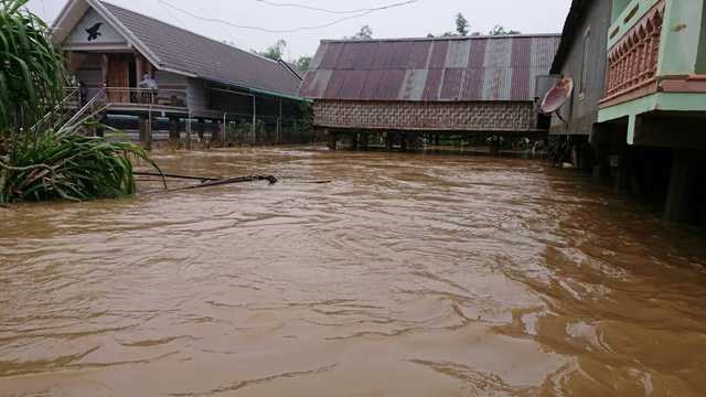Đắk Lắk:  Mưa lớn sau bão số 6, gây ngập nghiêm trọng - ảnh 6