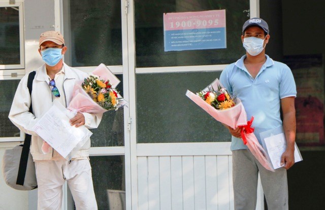 2 bệnh nhân nhiễm Covid-19 ở Ninh Thuận xuất viện - ảnh 1