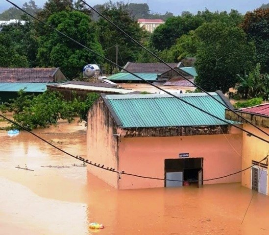 Nam Trung Bộ - Tây Nguyên thiệt hại nặng do bão số 9 - ảnh 2