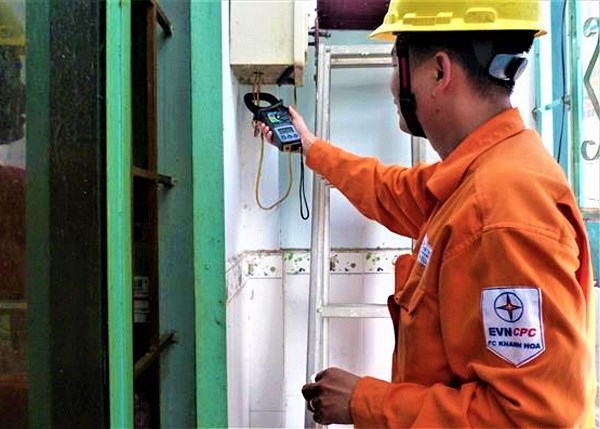 PC Khánh Hòa: Tăng cường công tác kiểm tra sử dụng điện cuối năm - ảnh 1
