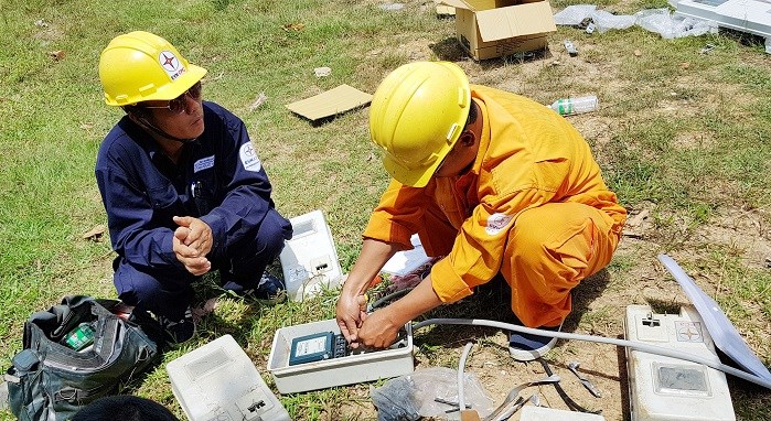 PC Khánh Hòa: Chú trọng công tác lắp đặt hệ thống thu thập chỉ số công tơ điện tử từ xa (RF-Spider) - ảnh 1