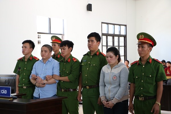 Ninh Thuận: Cặp vợ chồng mua bán chất ma túy lĩnh án 35 năm tù giam - ảnh 1