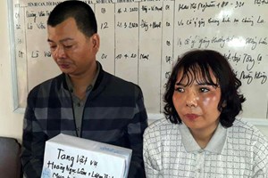 Sơn La bắt 2 đối tượng mua bán vận chuyển 7 bánh heroin - Anh 1