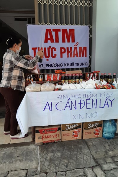Đà Nẵng: Cây “ATM thực phẩm” miễn phí giúp đỡ bà con vùng dịch - Anh 4