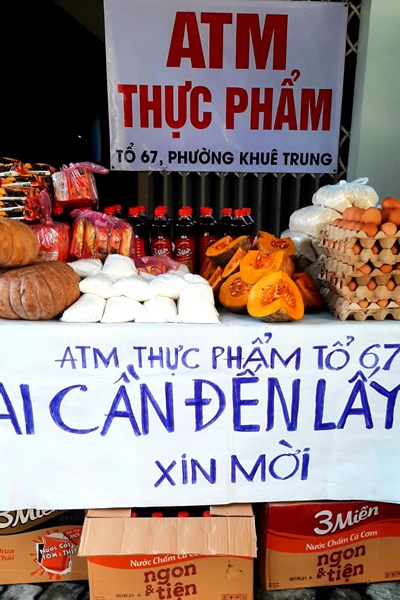 Đà Nẵng: Cây “ATM thực phẩm” miễn phí giúp đỡ bà con vùng dịch - Anh 1