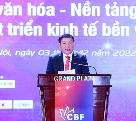 Diễn đàn “Văn hóa với Doanh nghiệp” năm 2022, Bộ trưởng Nguyễn Văn Hùng: Chiều sâu văn hóa giúp doanh nghiệp không đơn thuần chạy theo lợi nhuận - Anh 2