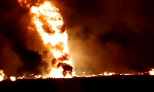 Mexico: Ít nhất 21 người thiệt mạng, hàng chục người bị thương trong vụ nổ đường ống dầu - Anh 1