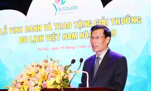 Vinh danh những doanh nghiệp du lịch hàng đầu Việt Nam năm 2019 - Anh 3