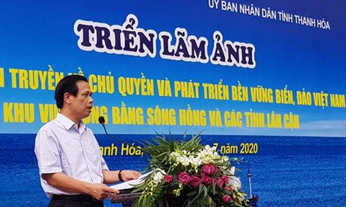 Triển lãm ảnh về chủ quyền và phát triển bền vững biển, đảo Việt Nam - Anh 1