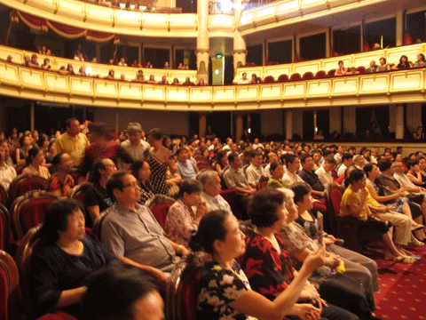 Nhà hát Lớn rộng cửa đón các đơn vị nghệ thuật: Sân khấu dân tộc được tôn vinh tại Nhà hát Lớn - Anh 3