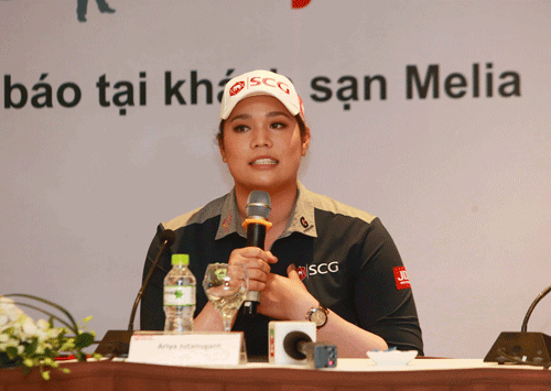 Cặp chị em số 1 của Golf thế giới truyền cảm hứng cho 20 Golfer trẻ Việt Nam - Anh 1