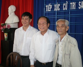 Bộ trưởng Hoàng Tuấn Anh tiếp xúc cử tri tỉnh Tây Ninh - Anh 1