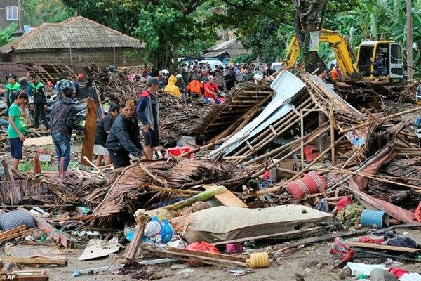 Sóng thần ở Indonesia: 168 người thiệt mạng, 745 người bị thương - Anh 3