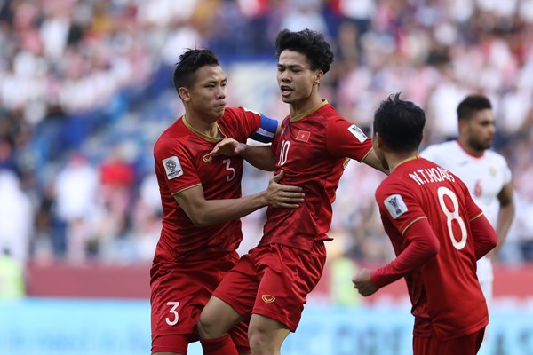 Báo quốc tế: Việt Nam thi đấu như thể họ là một thế lực của bóng đá châu lục! - Anh 3