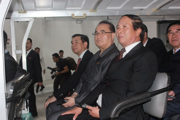 Đoàn đại biểu cấp cao Triều Tiên đến thăm, làm việc Hải Phòng, Quảng Ninh - Anh 2