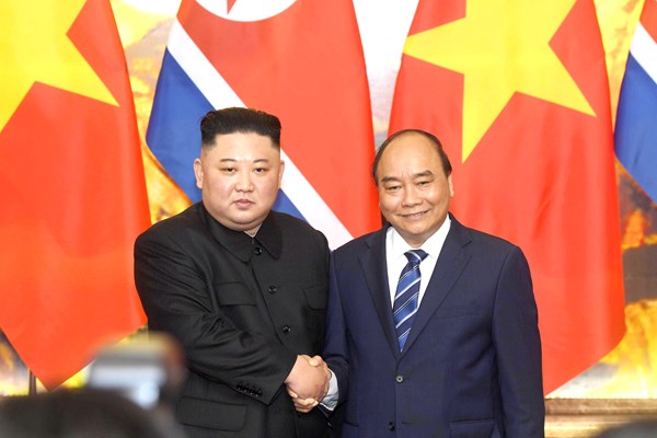 Thủ tướng Chính phủ, Chủ tịch Quốc hội tiếp Chủ tịch Kim Jong Un - Anh 2