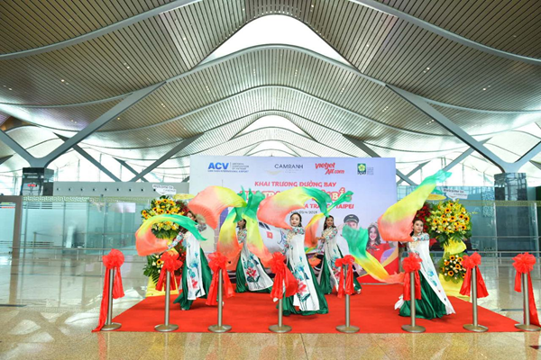 Vietjet khai trương đường bay quốc tế Nha Trang – Đài Bắc (Đài Loan) - Anh 4