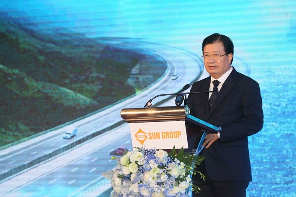Dự án cao tốc Vân Đồn – Móng Cái dài nhất Quảng Ninh chính thức khởi công - Anh 1