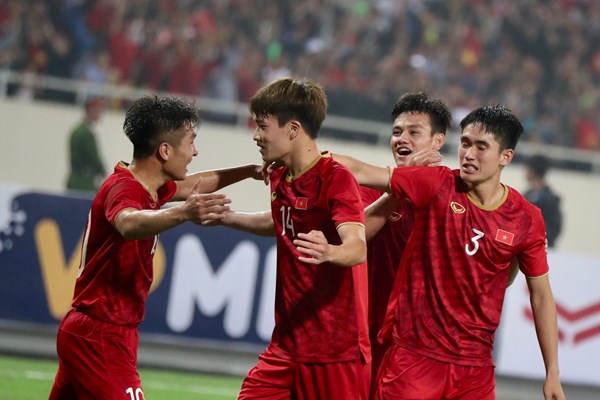 “Cuộc chiến” chống tiêu cực của bóng đá Việt Nam (Bài 2): Phải là người tốt trước khi thành cầu thủ giỏi - Anh 1