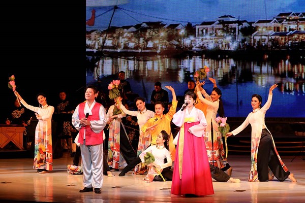 Đoàn Nghệ thuật Quốc gia Việt Nam biểu diễn tại Triều Tiên - Anh 5